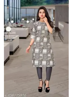 <strong>Women daily basis Printed Round Neck Kurti.</strong>